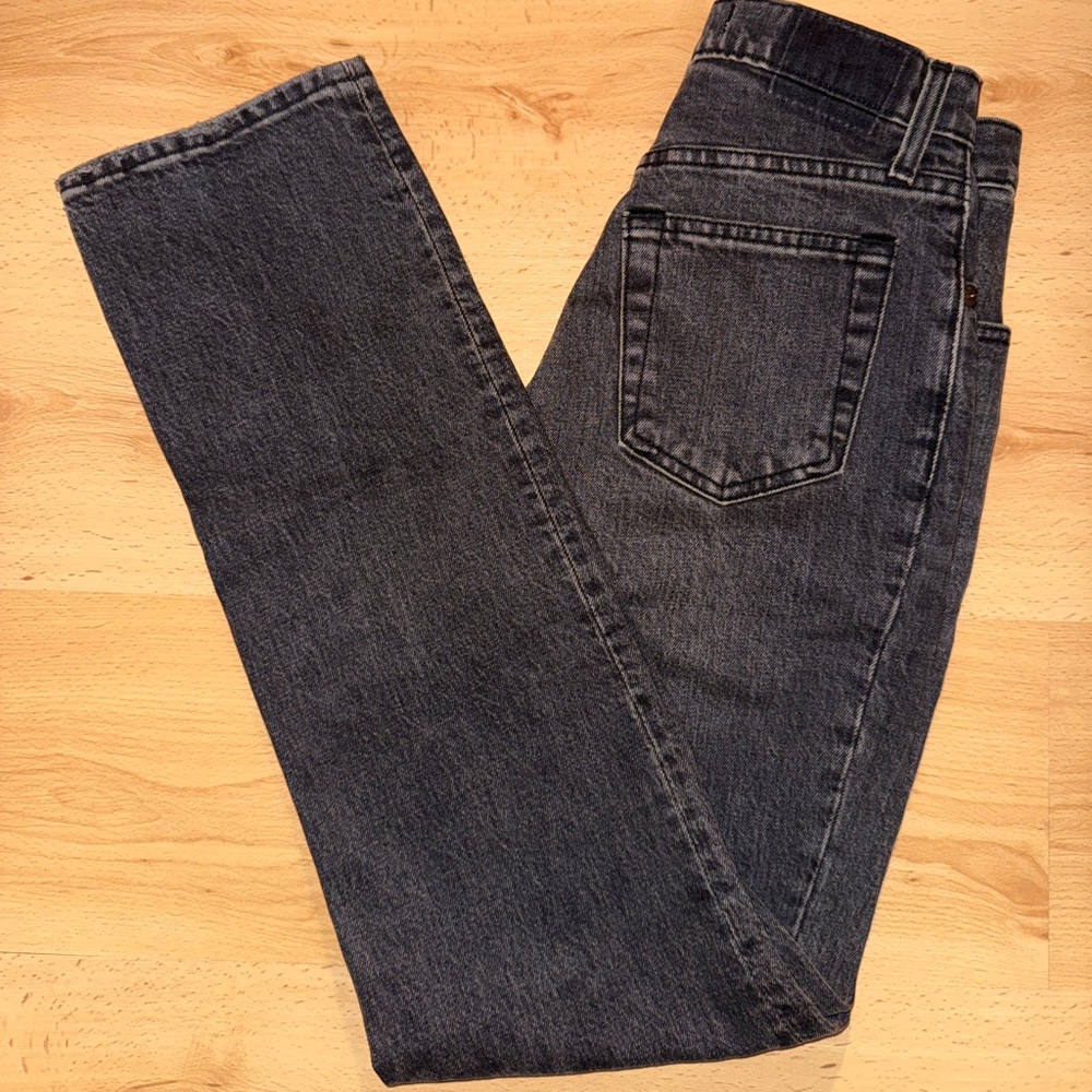 Abercrombie & Fitch ultra high rise 90s straight jean
